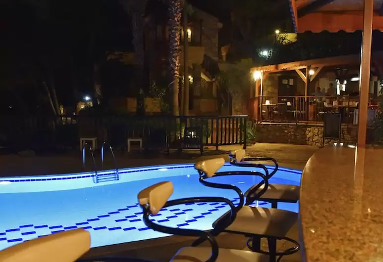 cheap resort hotels to Spend holiday with family