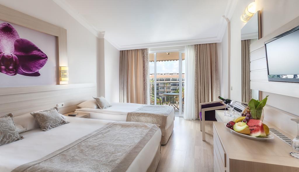 cheap resort hotels in Turkey to Spend holiday with family