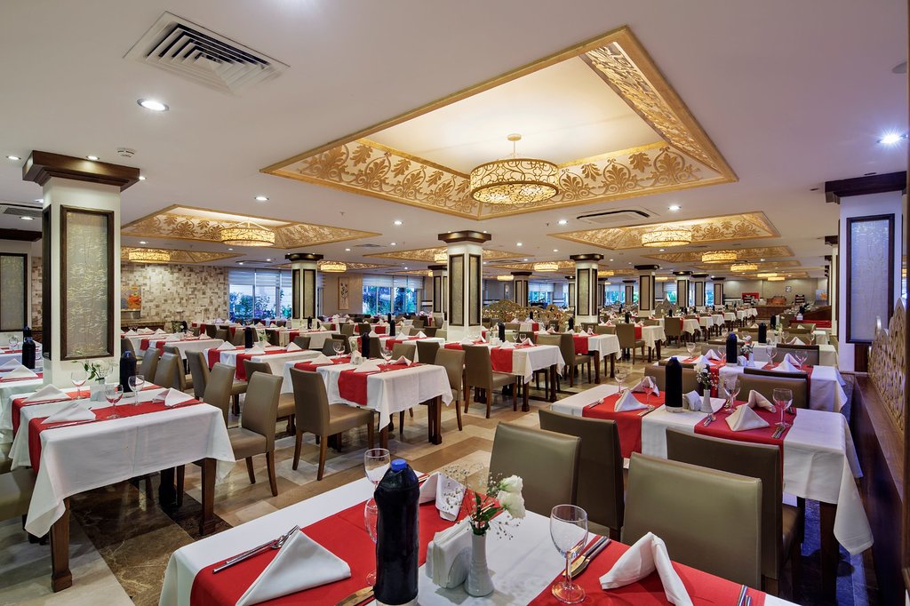 cheap resort hotels to Spend holiday with family