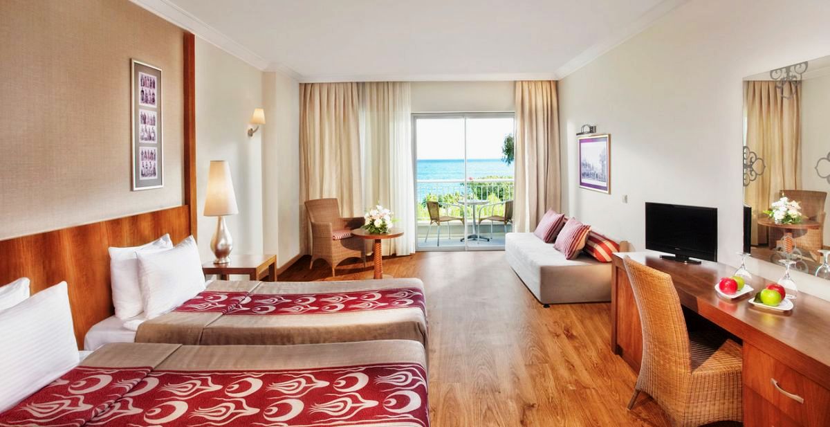 cheap resort hotels to Spend holiday with family