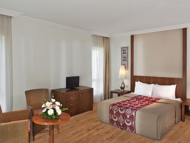 cheap resort hotels to Spend holiday with family