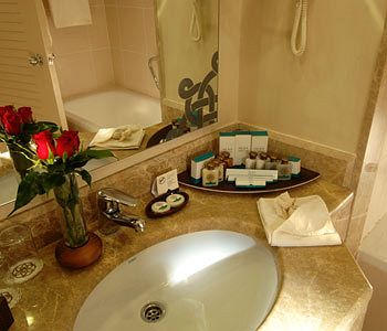 cheap resort hotels to Spend holiday with family