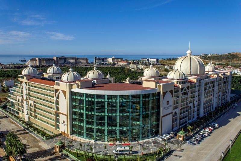 cheap resort hotels in Turkey to Spend holiday with family