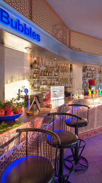 cheap resort hotels to Spend holiday with family