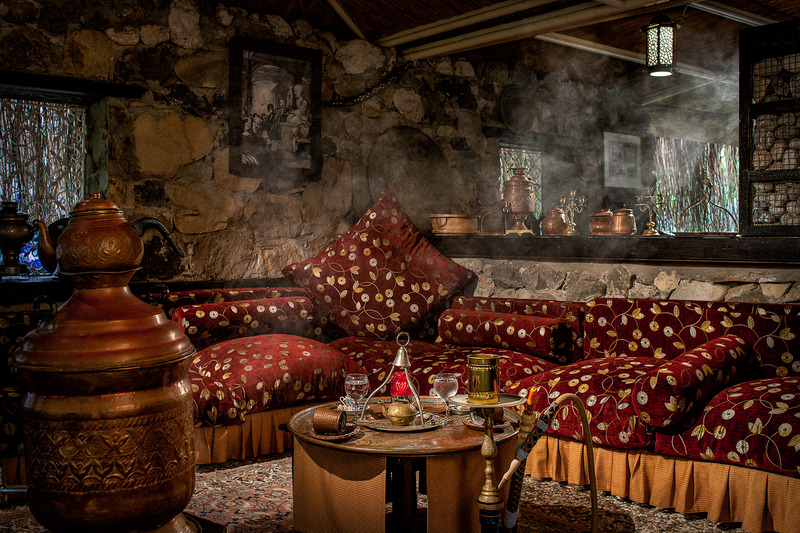 cheap resort hotels to Spend holiday with family