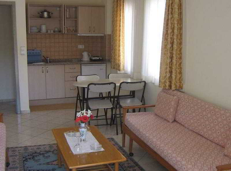 cheap resort hotels to Spend holiday with family