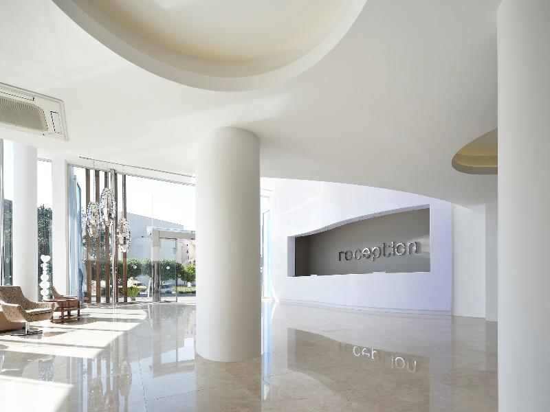 cheap resort hotels to Spend holiday with family