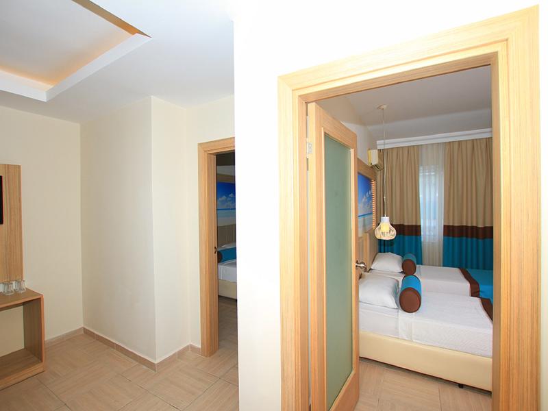 cheap resort hotels to Spend holiday with family