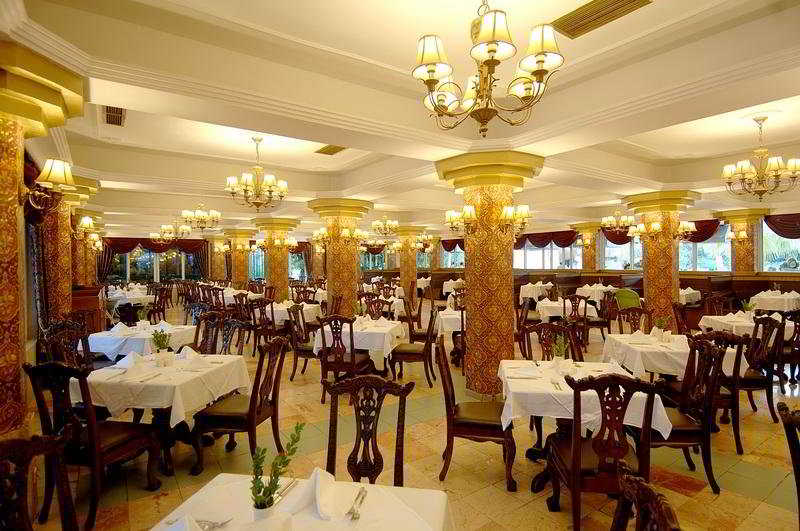 cheap resort hotels to Spend holiday with family