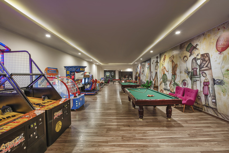 cheap resort hotels to Spend holiday with family