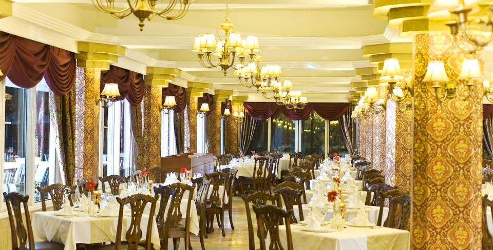 cheap resort hotels to Spend holiday with family