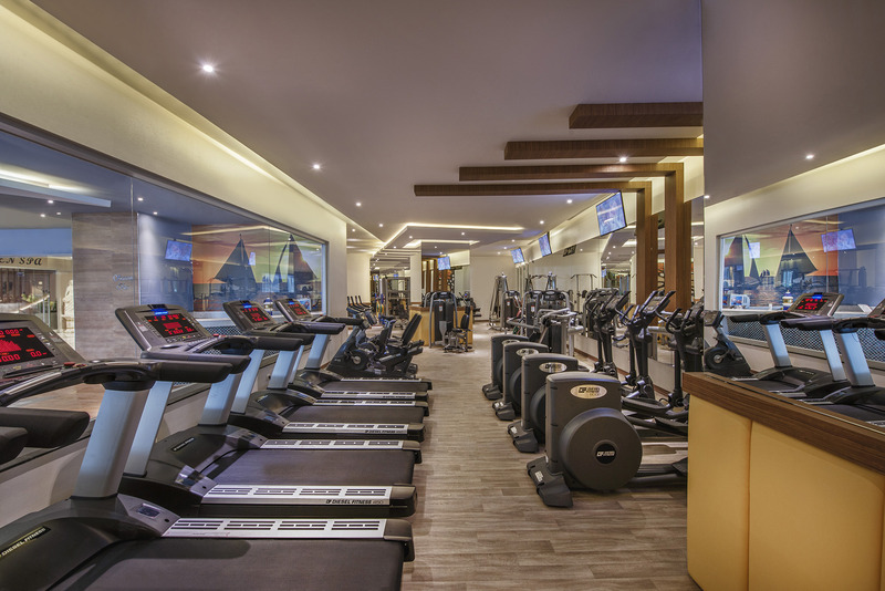 cheap resort hotels to Spend holiday with family