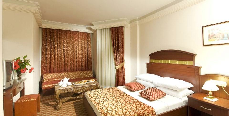 cheap resort hotels to Spend holiday with family