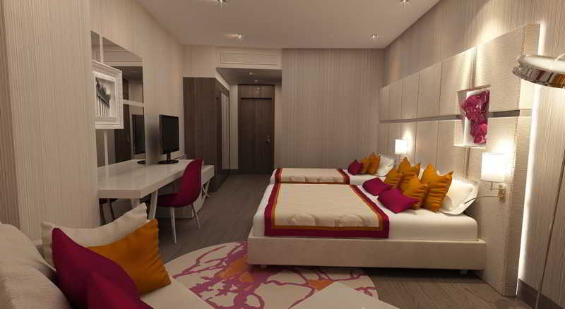 cheap resort hotels to Spend holiday with family