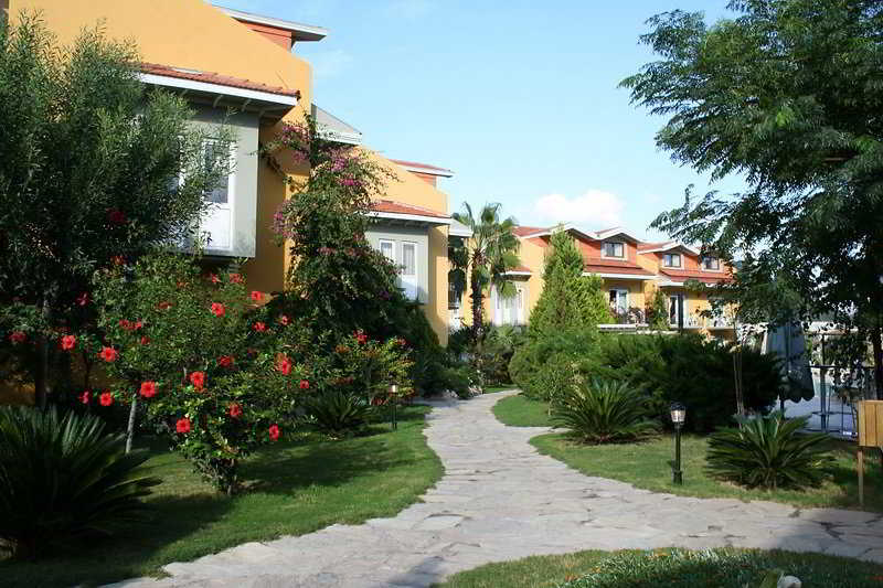 cheap resort hotels to Spend holiday with family