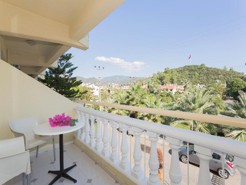 cheap resort hotels to Spend holiday with family