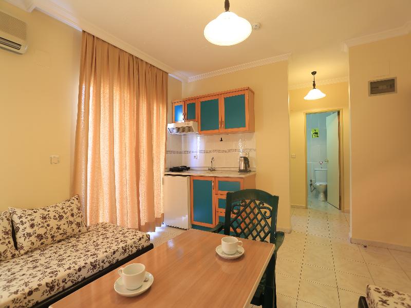 cheap resort hotels to Spend holiday with family