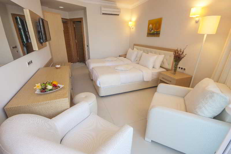 cheap resort hotels to Spend holiday with family