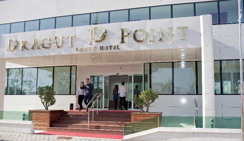 cheap resort hotels to Spend holiday with family