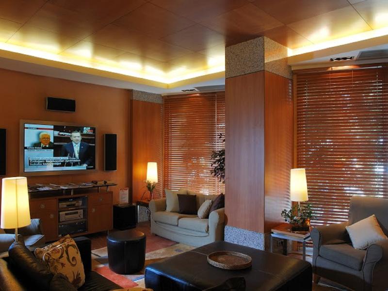 cheap resort hotels to Spend holiday with family