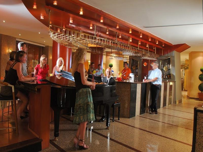 cheap resort hotels to Spend holiday with family