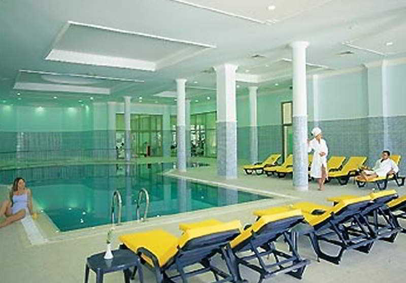 cheap resort hotels to Spend holiday with family