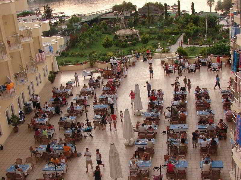 cheap resort hotels to Spend holiday with family