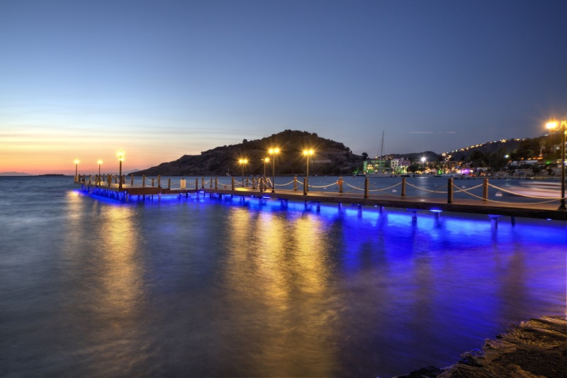 cheap resort hotels to Spend holiday with family