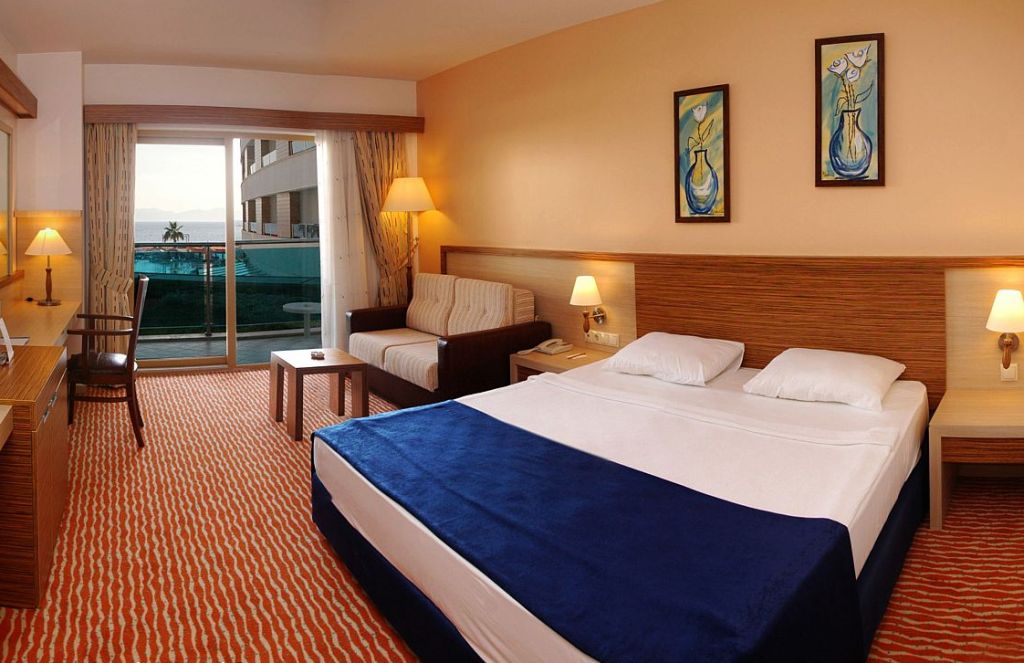 cheap resort hotels to Spend holiday with family