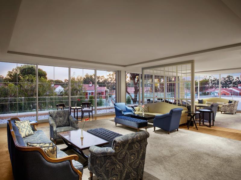 cheap resort hotels to Spend holiday with family