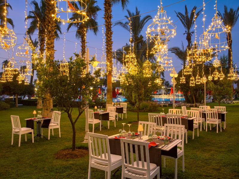 cheap resort hotels to Spend holiday with family