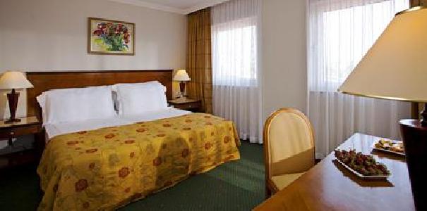 cheap resort hotels to Spend holiday with family