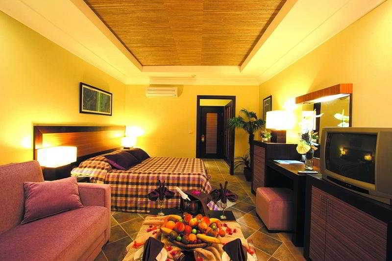 cheap resort hotels to Spend holiday with family