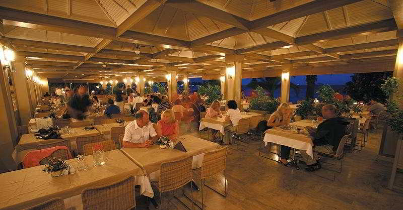 cheap resort hotels to Spend holiday with family