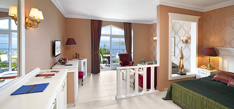 cheap resort hotels to Spend holiday with family