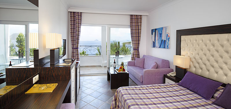 cheap resort hotels to Spend holiday with family