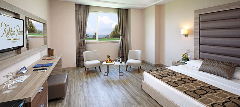 cheap resort hotels to Spend holiday with family