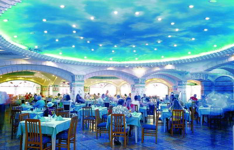 cheap resort hotels to Spend holiday with family