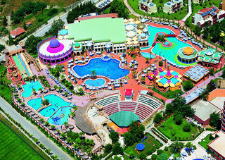 cheap resort hotels to Spend holiday with family