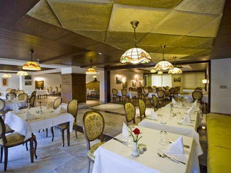 cheap resort hotels to Spend holiday with family