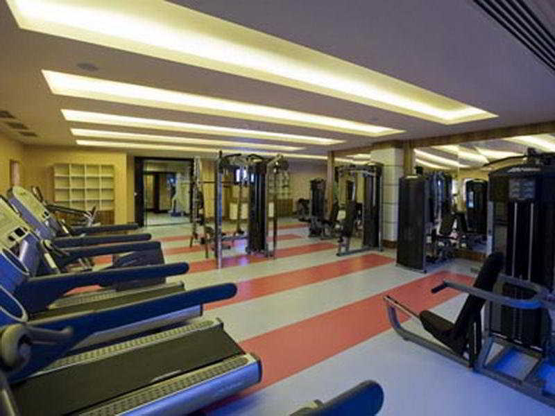 cheap resort hotels to Spend holiday with family