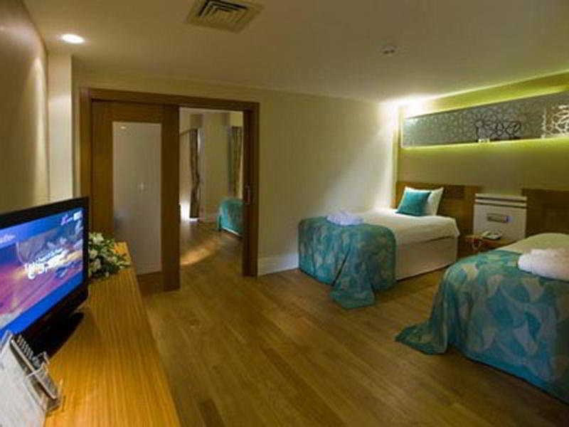 cheap resort hotels to Spend holiday with family