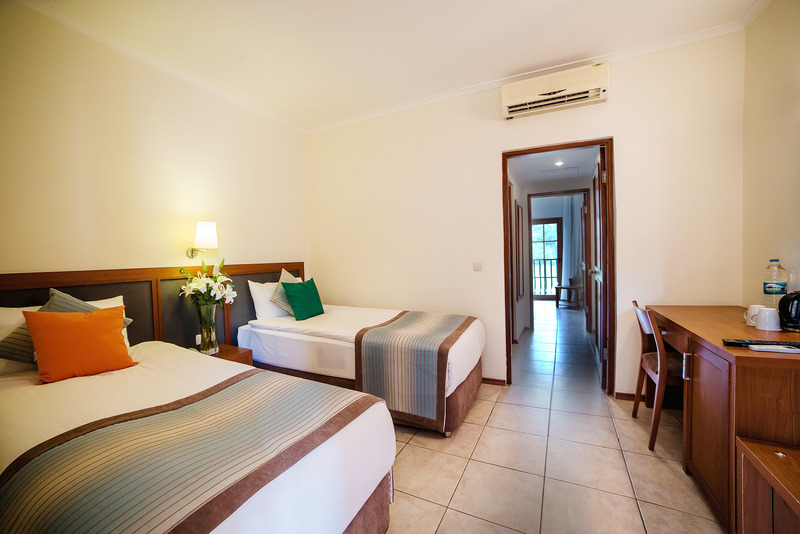 cheap resort hotels to Spend holiday with family