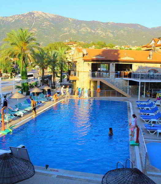 cheap resort hotels to Spend holiday with family