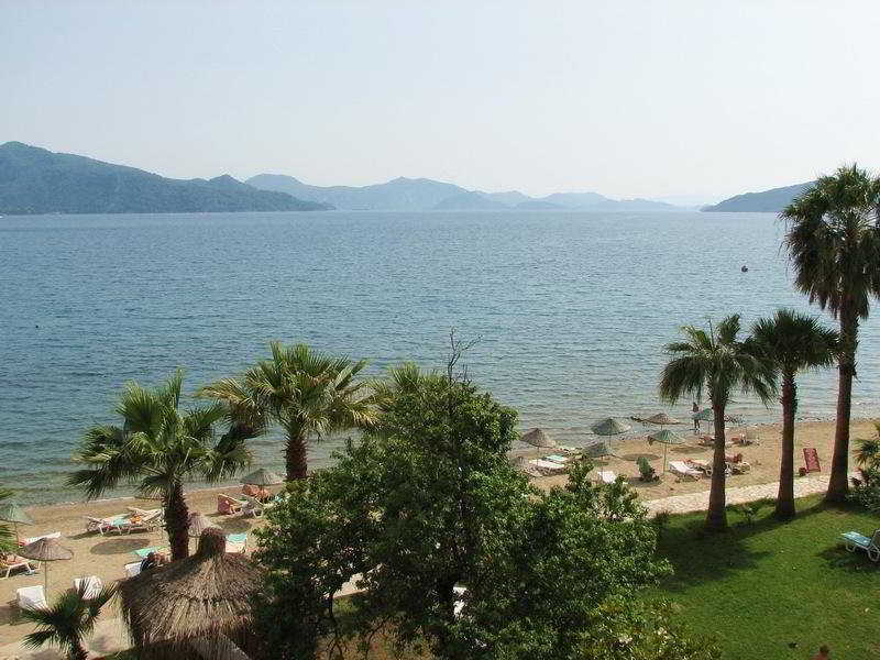 cheap resort hotels to Spend holiday with family