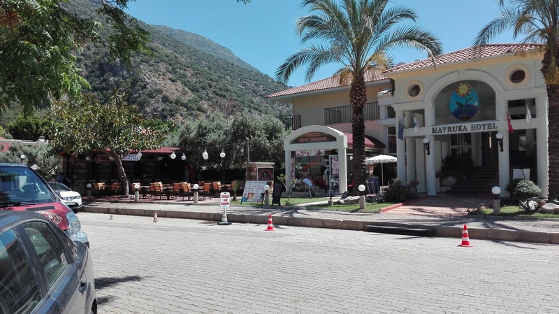 cheap resort hotels to Spend holiday with family