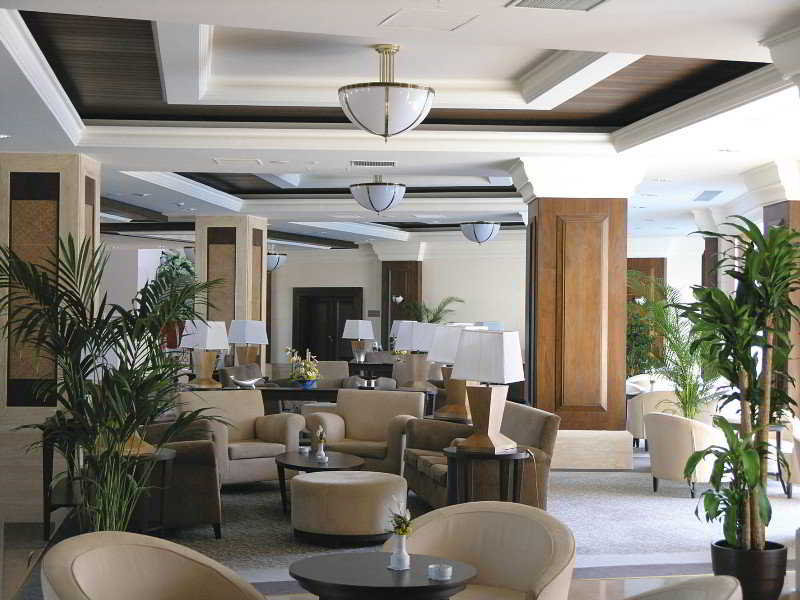 cheap resort hotels to Spend holiday with family