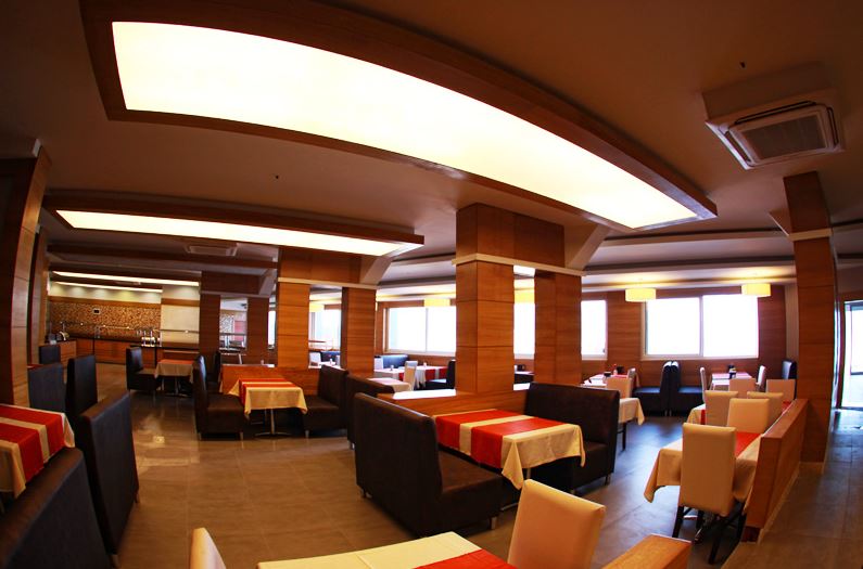 cheap resort hotels to Spend holiday with family