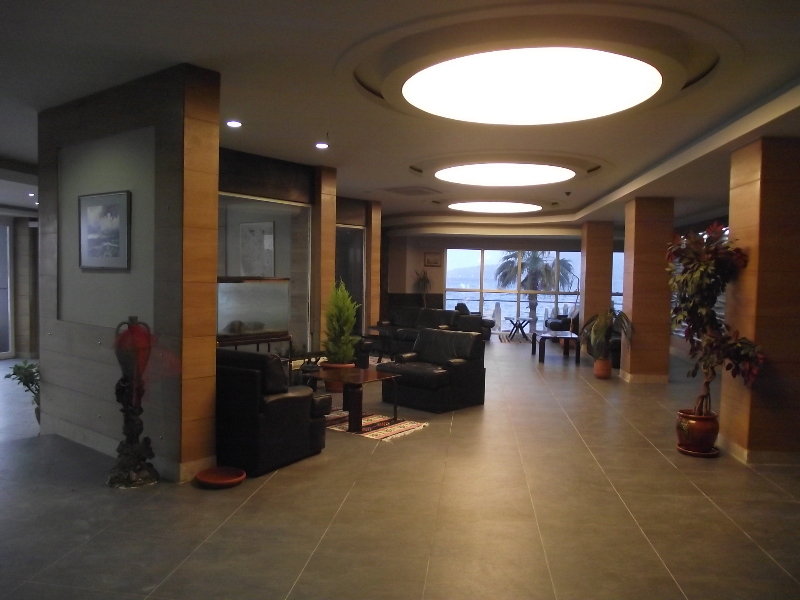 cheap resort hotels to Spend holiday with family