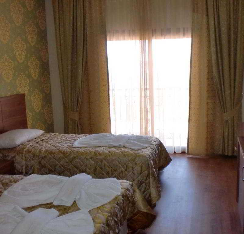 cheap resort hotels to Spend holiday with family